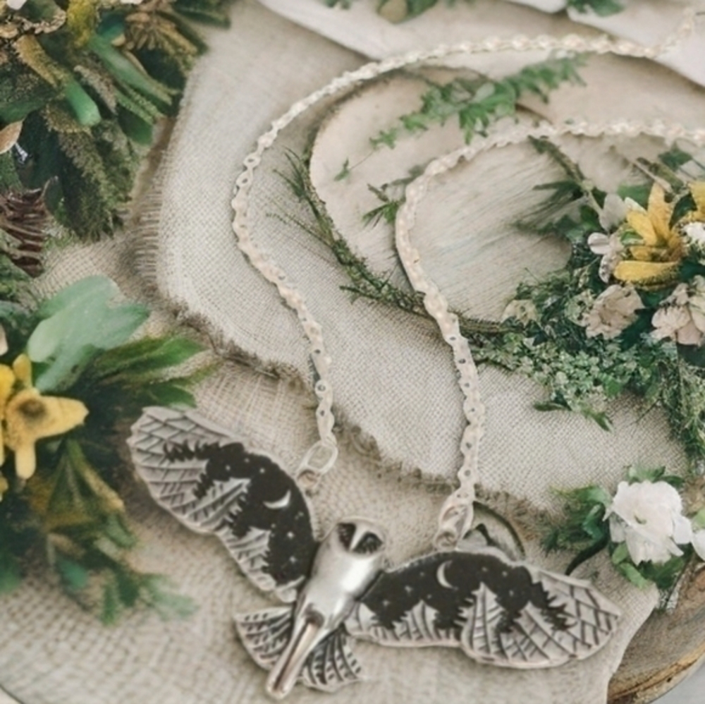 MODCLOTH HARRY POTTER HEDWIG OWL NECKLACE